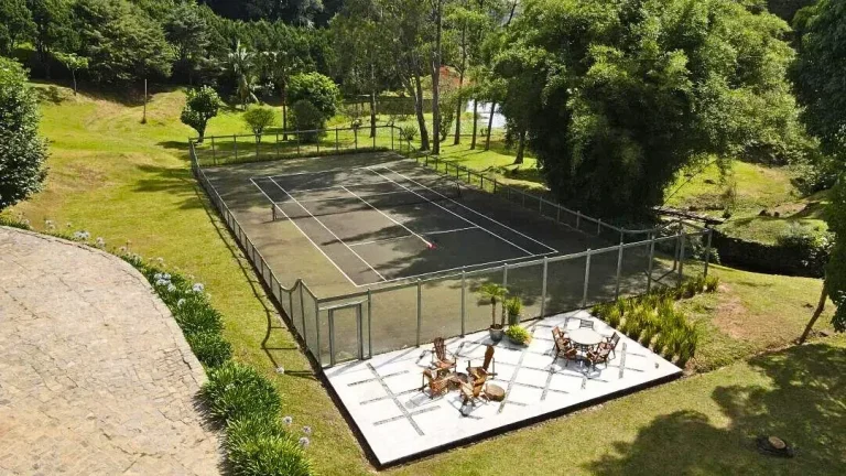 Imagem Chácara Exclusiva com Lago Privativo na Serra de Campos do Jordão
