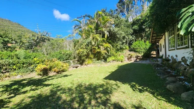 Imagem Casa para Venda em Teresópolis / RJ no bairro Albuquerque