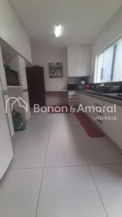 Imagem Casa à Venda 4 Quartos e 2 suítes - Jardim Paraíso - 266 m²