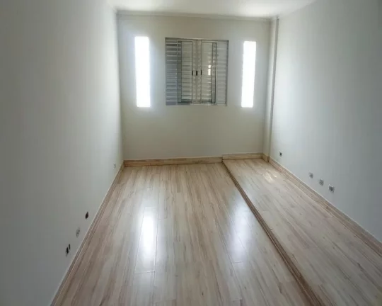 Imagem Sobrado com 5 dormitórios , 02 suítes e 02 vagas - Jardim Ester