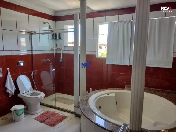 Imagem Apresentando uma oportunidade única de residência em Interlagos, esta luxuosa casa duplex de 360m2...