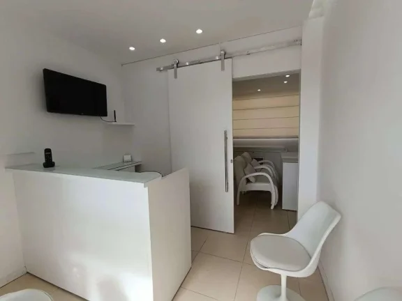 Imagem Oportunidade Imperdível: Sala Comercial com Acabamento de Qualidade no Ibiapaba