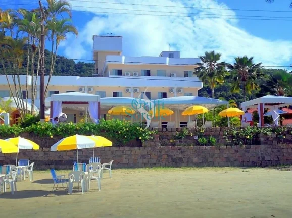 Imagem Hotel à Venda, beira mar, na Praia da Enseada - Ubatuba/SP.