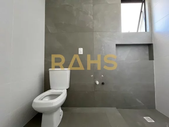 Imagem Com Design moderno , esse apartamento de 90,15m² conta com 1 suíte + 2 demi suítes, lavabo, sala ...