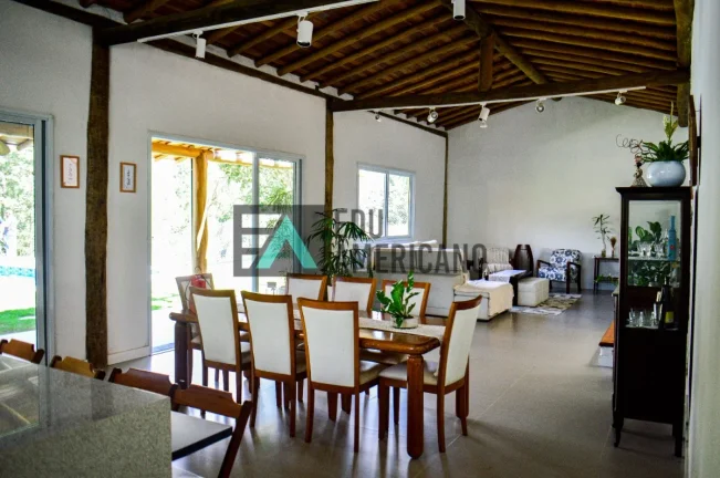 Imagem Casa em Loteamento Fechado de Alto Padrão