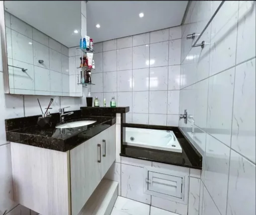 Imagem Apartamento mobiliado com 3 dormitórios sendo 1 suítes e 1 vagas de garagem em Itajaí