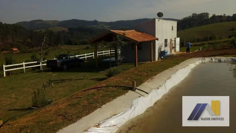Imagem Chácara com 1 Quarto à Venda, 10.000 m² em Fernandes - Pouso Alegre