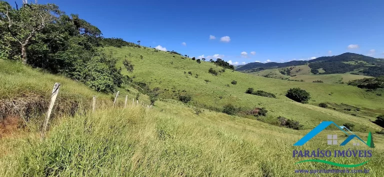 Imagem Oportunidade Única: Terreno Espetacular no Caminho da Fé, Paraisópolis!
