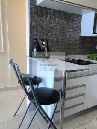 Imagem Vendo Apartamento Duplex, com 120 m², 02 Quartos (Sendo 01 suíte), 02 Vagas de Garagem.