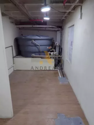 Imagem AV. DAS AMÉRICAS - SUNDECK - ALUGO MARAVILHOSA LOJA COM TOTAL DE 165 M² - LATERAL
