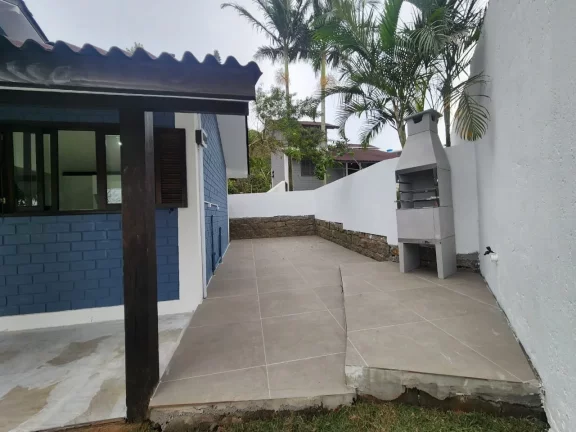Imagem Casa para Venda em Florianópolis / SC no bairro Ingleses do Rio Vermelho