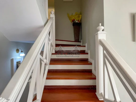 Imagem Casa à venda em Campos do Jordão – Com 04 dormitórios e área gourmet