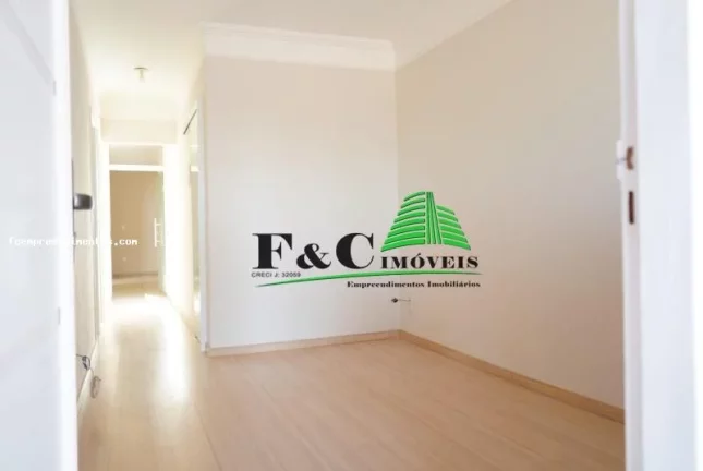 Imagem Casa para Venda em Limeira, Vila Queiroz, 4 dormitórios, 3 banheiros, 2 vagas