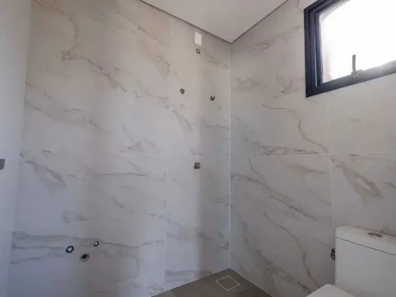 Imagem Casa com 4 dormitórios sendo 3 suítes e 2 vagas - Rio Tavares, Florianópolis/SC