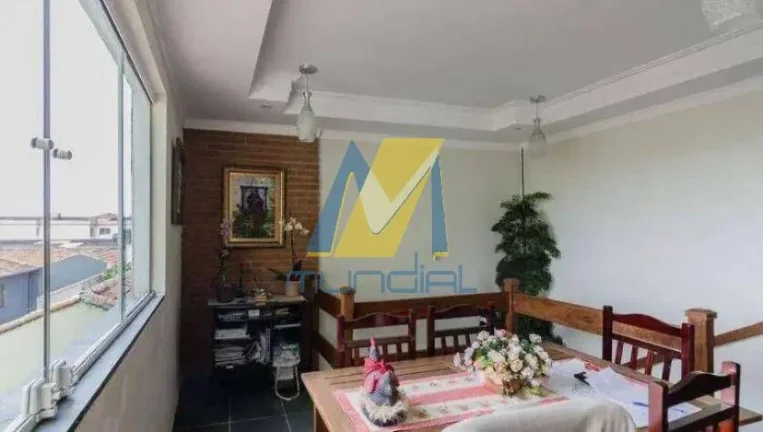 Imagem Sobrado amplo com quintal e churrasqueira para a sua família viver com mais