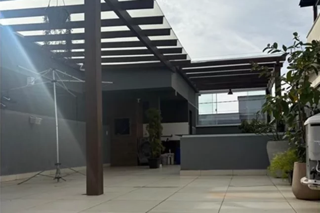 Imagem Casa com 2 Quartos à Venda, 103 m² em São João Do Rio Vermelho - Florianópolis