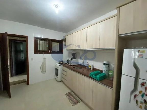 Imagem Casa a venda com 4 suites na Paraiso em Torres/RS