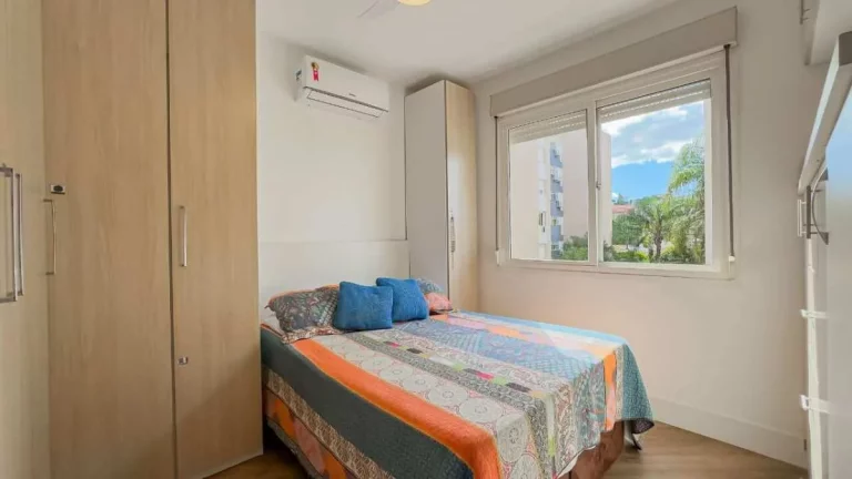 Imagem Apartamento à venda em Porto Alegre, Mont Serrat, com 2 quartos, 74,00m2