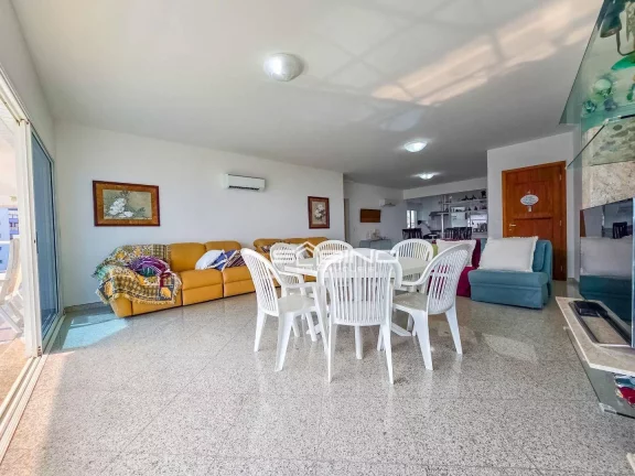 Imagem Belíssimo Apartamento Pé na Areia Fontal para Locação, com 4 suítes, com 186,79m² de área útil 2 vagas
