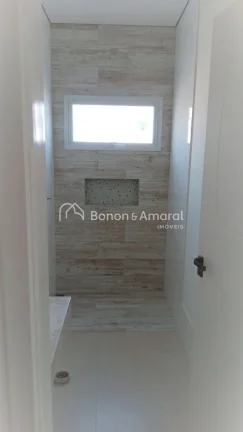 Imagem Casa à venda no Parque Jambeiro, 3 quartos, 1 suíte

Sobrado excelente!
Piso superior com 3 quarto...