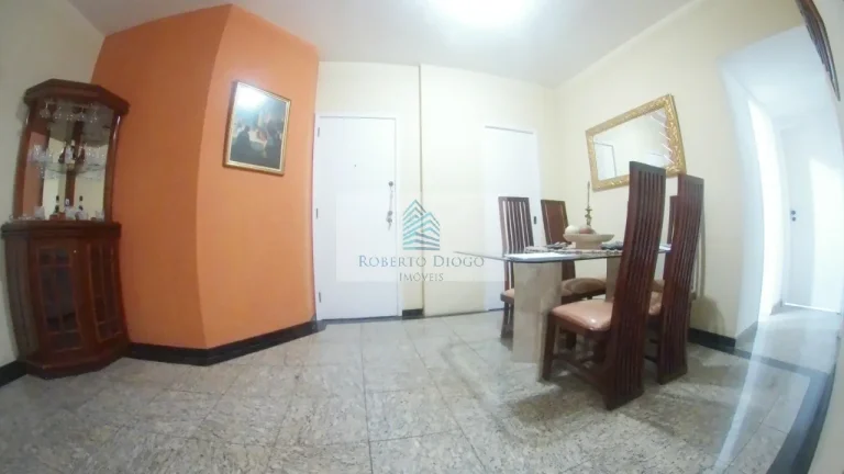 Imagem Imperdível Apartamento à Venda em Icaraí, Niterói-RJ: 3 Quartos, 1 Suíte, 1 Sala, 3 Banheiros, 1 Vaga de Garagem, 161m² de Área.
