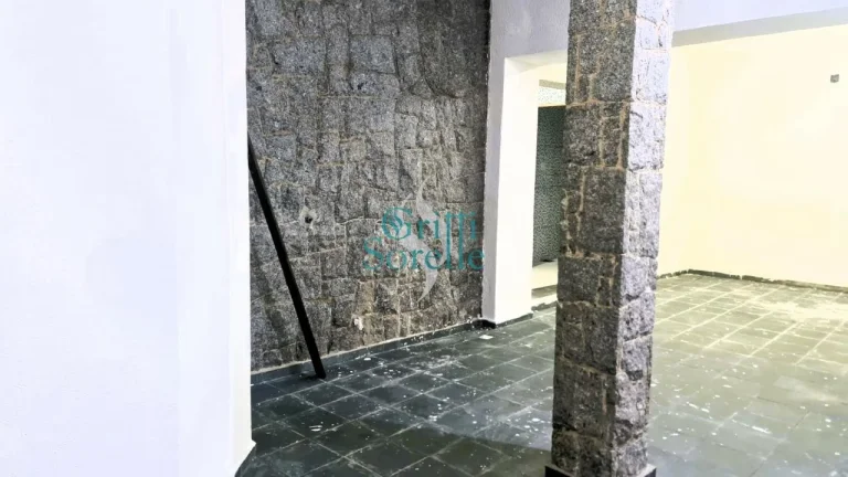 Imagem Ponto Comercial para Alugar em Centro - Ubatuba /SP.