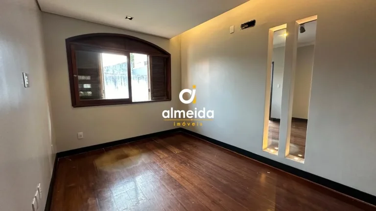 Imagem Casa 3 dormitórios à venda Nossa Senhora de Lourdes Santa Maria/RS