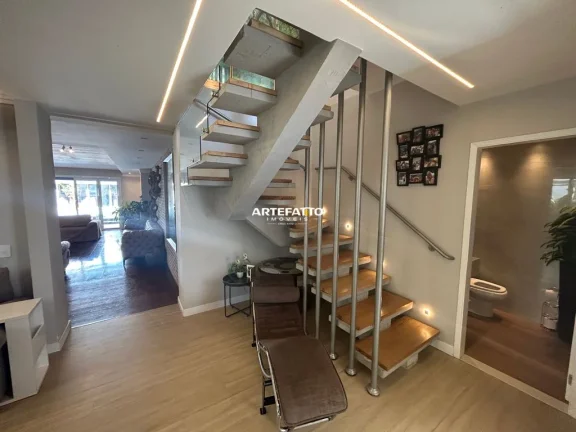 Imagem Casa incrível na Rua Laplace com 4 suítes, lazer completo e energia solar