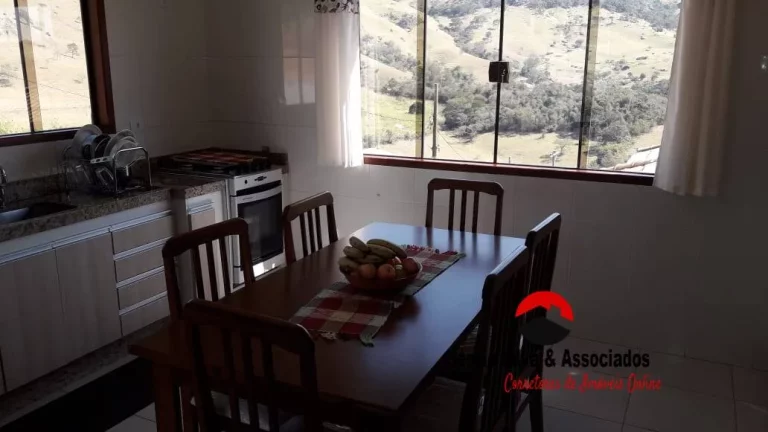 Imagem Casa a Venda na Cidade de Paraisópolis -MG.