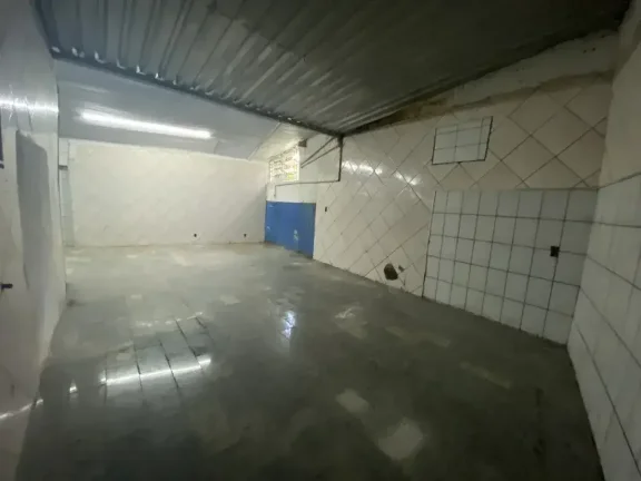 Imagem Galpão em Local Estratégico no Pontilhão – Excelente Oportunidade Comercial!
