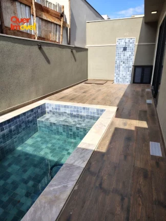Imagem Condomínio de alto padrão em Ribeirão Preto-SP: Casa com 3 suítes, 4 vagas e 147m² no Jardim San Marco II