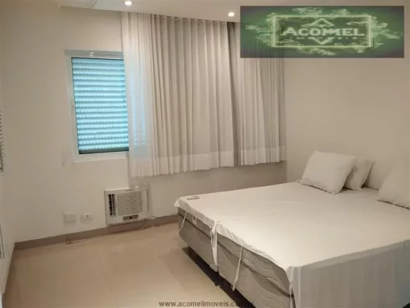 Imagem Casas no Litoral para venda em Guarujá no bairro Acapulco