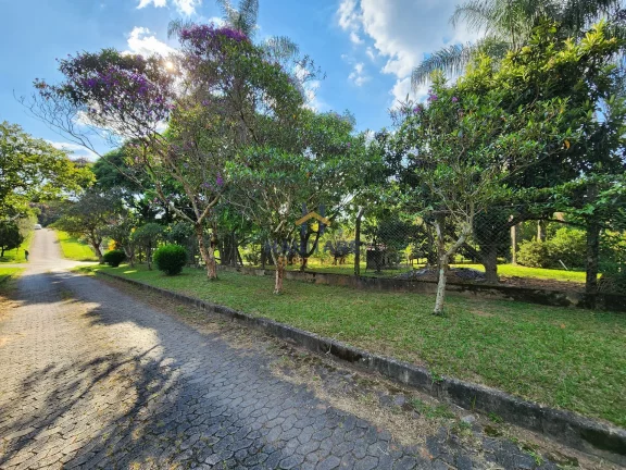Imagem Chácara no Condomínio Quintas da Jangada I - Sarzedo/MG.
