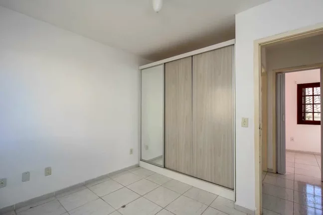 Imagem VNMC 100 Casa 610191037-89 - Casa à venda no bairro Vila Nova - Porto Alegre/RS