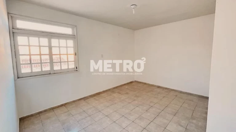 Imagem Ponto comercial 220m , 4 4, sendo 01 suíte, Sala para dois ambientes