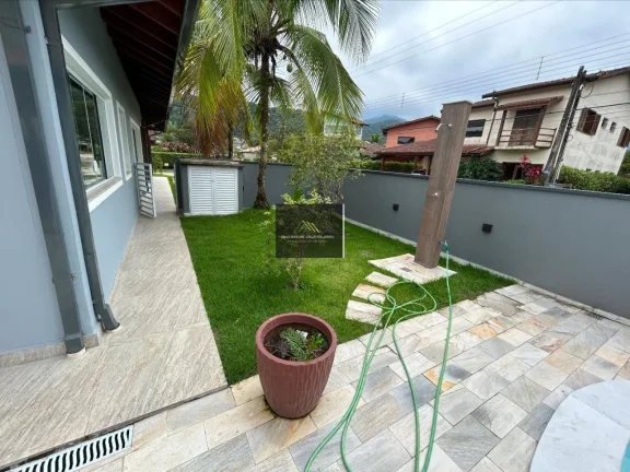 Imagem Casa em Condomínio para Venda em Ubatuba / SP no bairro Horto Florestal