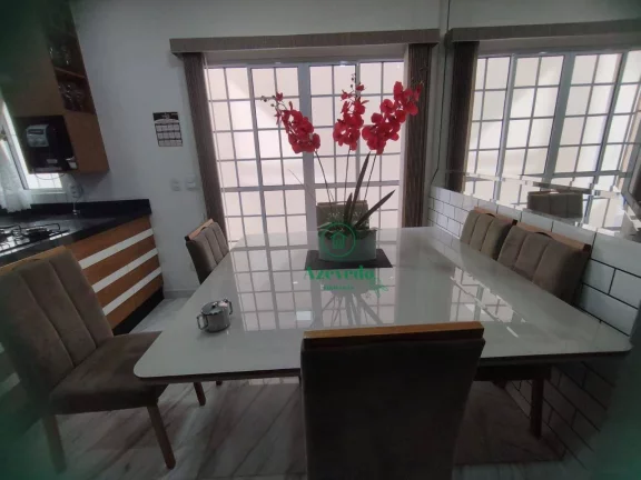 Imagem Sobrado à venda, 200 m² por R$ 850.000,00 - Jardim Adriana - Guarulhos/SP