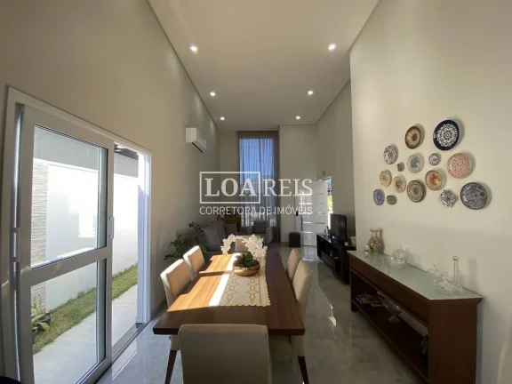 Imagem Casa térrea 3 Dormitórios 1 suíte com planejados e cozinha