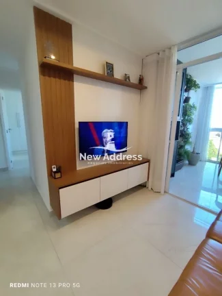 Imagem Porteira Fechada, 3 quartos, ar em todos os ambientes, varanda com fechamento, lazer completo. Em Itapoã, perto da praia. Pronto pra morar!