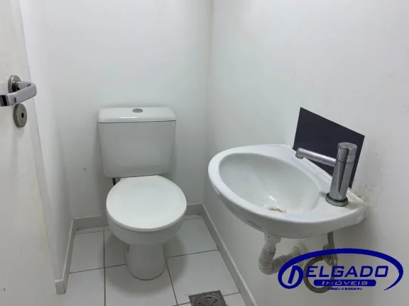 Imagem DELGADO aluga SALA COMERCIAL, Ed. MONET com aproximadamente 30 metros - Centro - Itaborai-RJ.