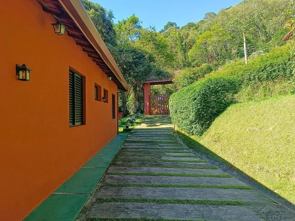 Imagem Privacidade e Conforto no Coração de Santo Antônio do Pinhal
