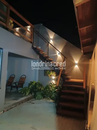 Imagem Sobrado moderno à venda no jardim vitória em cambé com piscina churrasqueira,sacada, armários planejados.