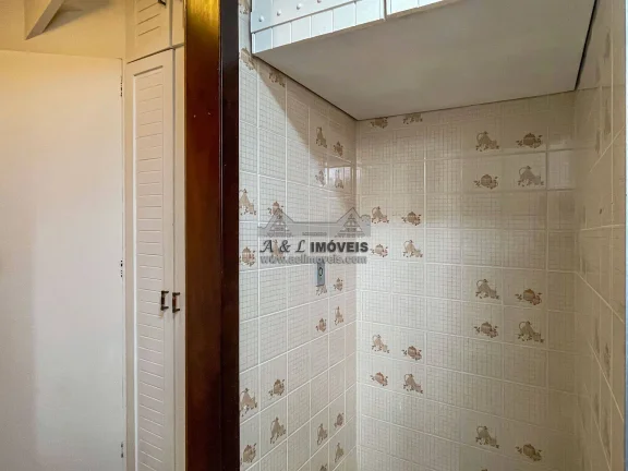 Imagem Casa à venda em Campos do Jordão - Com 97 m2, área gourmet e suíte