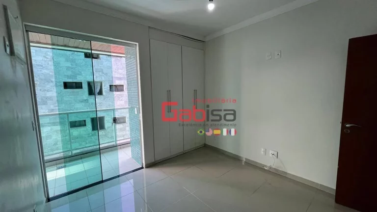 Imagem Apartamento com 3 dormitórios para alugar, 120 m² por R$ 6.016,67/mês - Algodoal - Cabo Frio/RJ