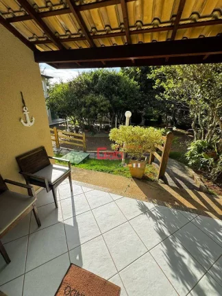 Imagem Casa com 2 dormitórios à venda, 86 m² por R$ 980.000,00 - Praia Brava - Armação dos Búzios/RJ