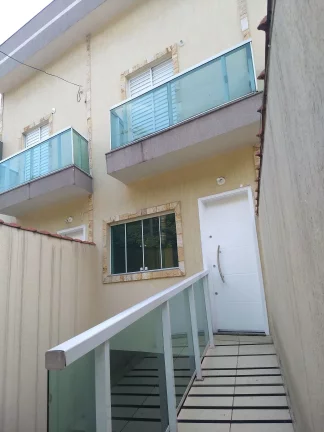 Imagem Casa para locação na Vila Matilde, São Paulo-SP: 3 quartos, 1 suíte, 1 sala, 2 banheiros, 4 vagas de garagem, 140m² de área.