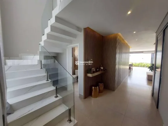 Imagem Sobrado com 3 dormitórios à venda, 246 m² por R$ 2.250.000,00 - Santa Rosa - Piracicaba/SP
