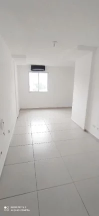 Imagem Apartamento com 2 dormitórios à venda, 55 m² por R$ 210.000,00 - Chico de Paula - Santos/SP