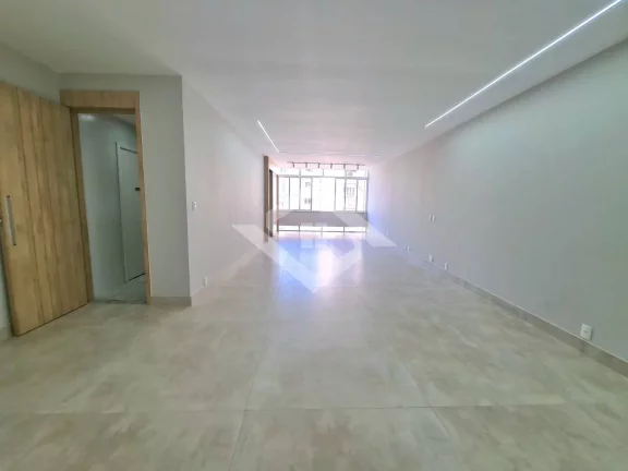 Imagem Apartamento de Luxo à Venda em Copacabana - 3 Quartos, 180 m²