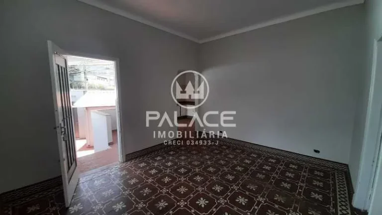 Imagem Excelente oportunidade para quem busca conforto, espaço e localização privilegiada!
 Casa muito b...